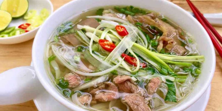 Phở Hà Nội- Món ăn gần gũi của người dân