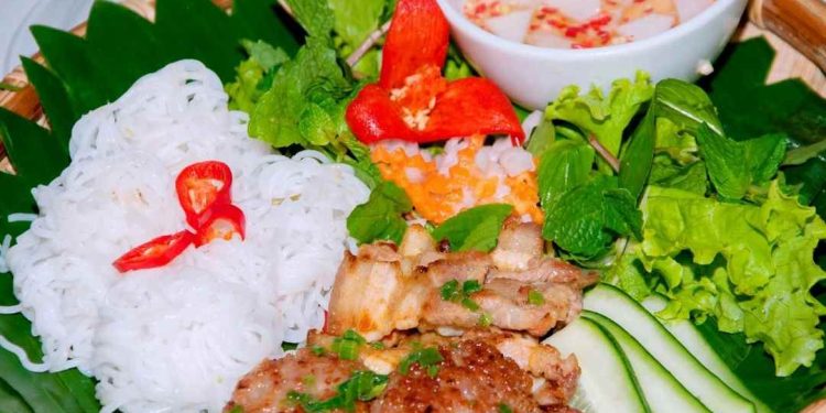 Bún chả Hà Nội – Món ăn bất cứ ai cũng không thể bỏ qua