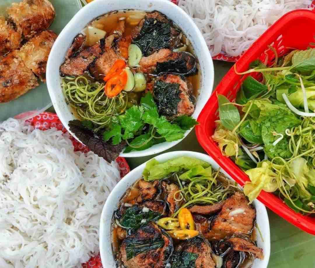 Vân Anh - Hồng Hà, quán bún chả Hà Nội ở TPHCM