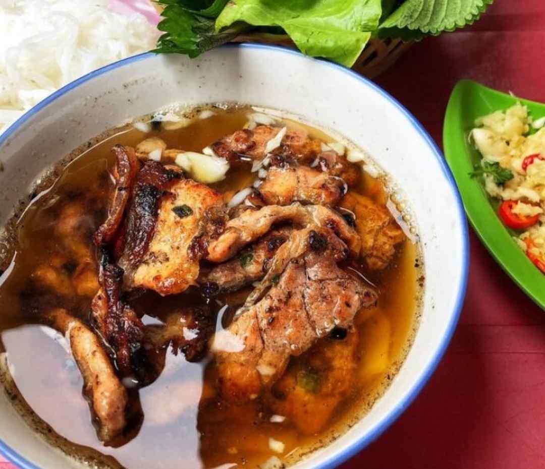 Bún chả que tre Tô Hiệu