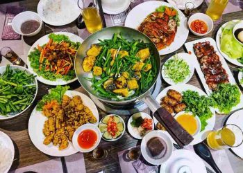 Quán chả cá Lã Vọng Hà Nội được nhiều thực khách quan tâm