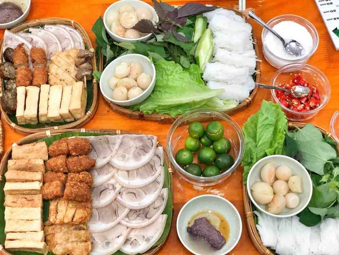 Bún đậu mắm tôm Ba Anh Em