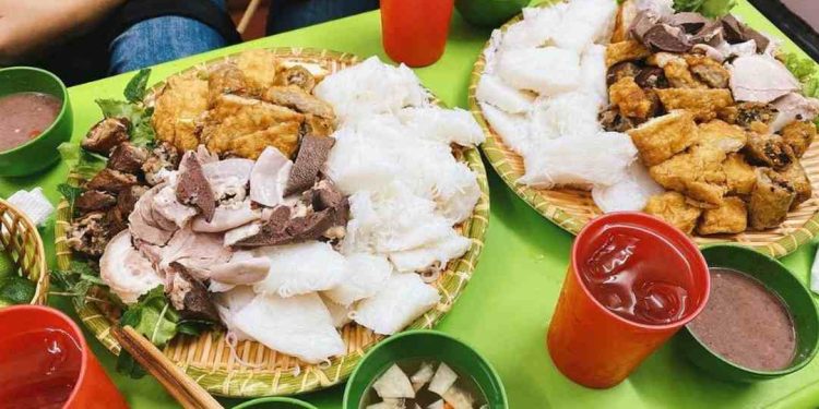 Quán bún đậu Hà Nội ngon với hương vị món ăn gốc