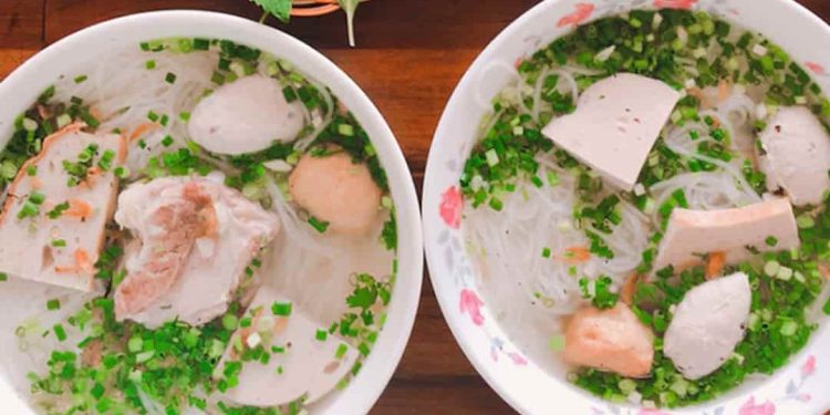 Top quán bán bún mọc ngon tại Sài Gòn