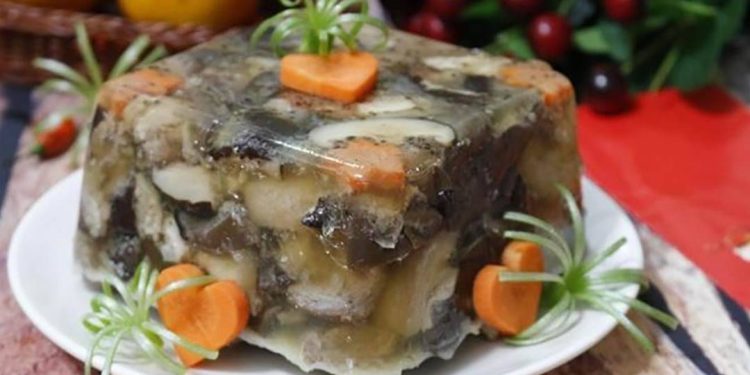 Thịt đông chân giò - Hướng dẫn hai cách nấu đơn giản