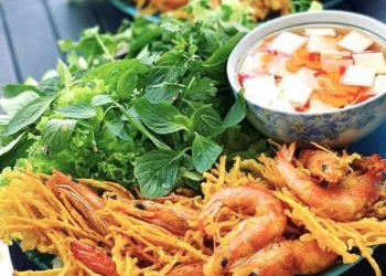 Bánh tôm Hồ Tây - Món ăn đặc sản được bạn trẻ yêu thích