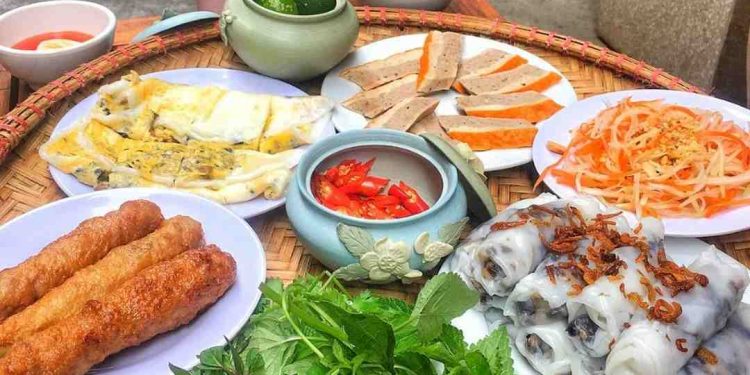 Cách làm món bánh cuốn nóng - Chọn nguyên liệu và thực hiện