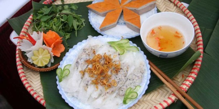 Làm bánh cuốn nóng bằng chảo chống dính có ngon hay không?