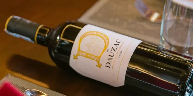 Mua rượu vang Pháp chính hãng tại ruouak.com – Rượu AK